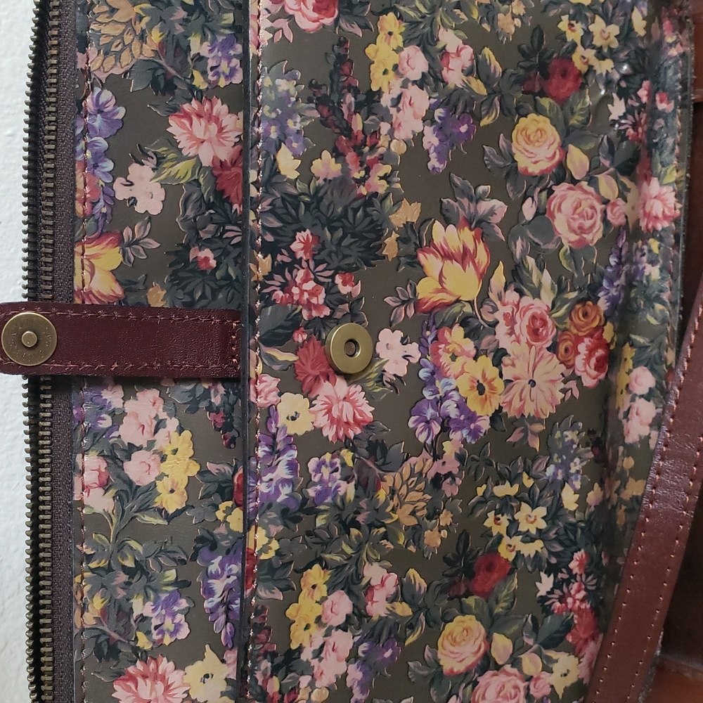 Patricia Nash Nerina Crossbody & Cassis RFID Leather Wallet English Country - Picture 5 of 16